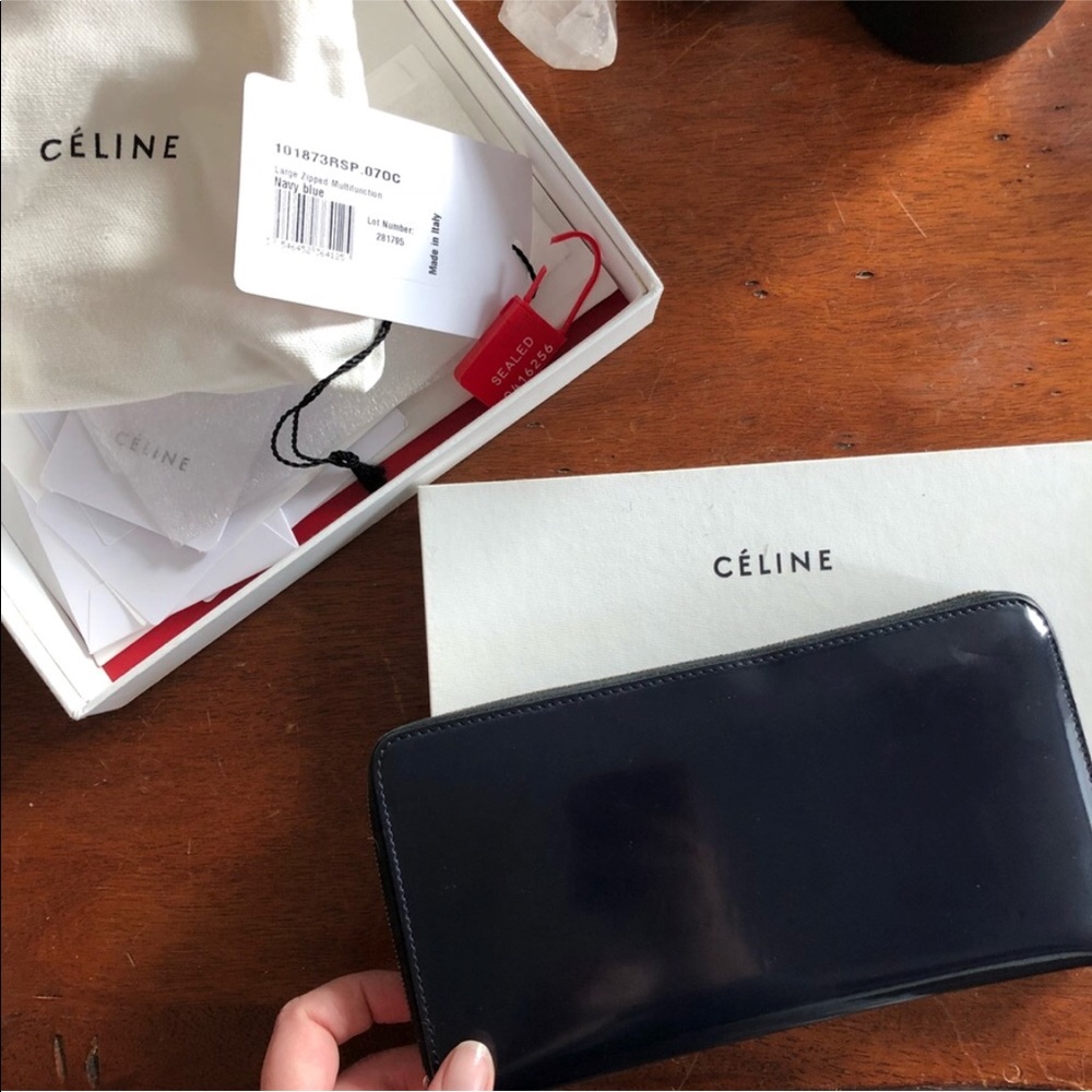 Celine Large Zipped Multifunction Wallet uh Navy